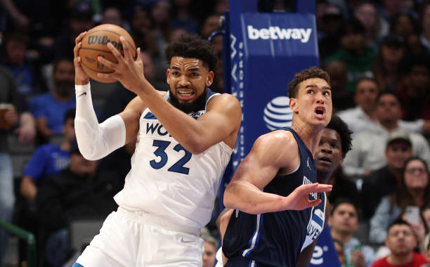 Odd night ends with Mavericks reigning over Wolves - The Official Home ...