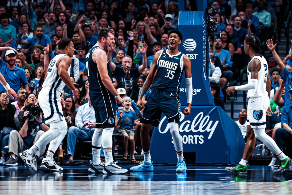 Top Mavs' Takeaway From Giant Win Over Grizz? Everything - The Official ...