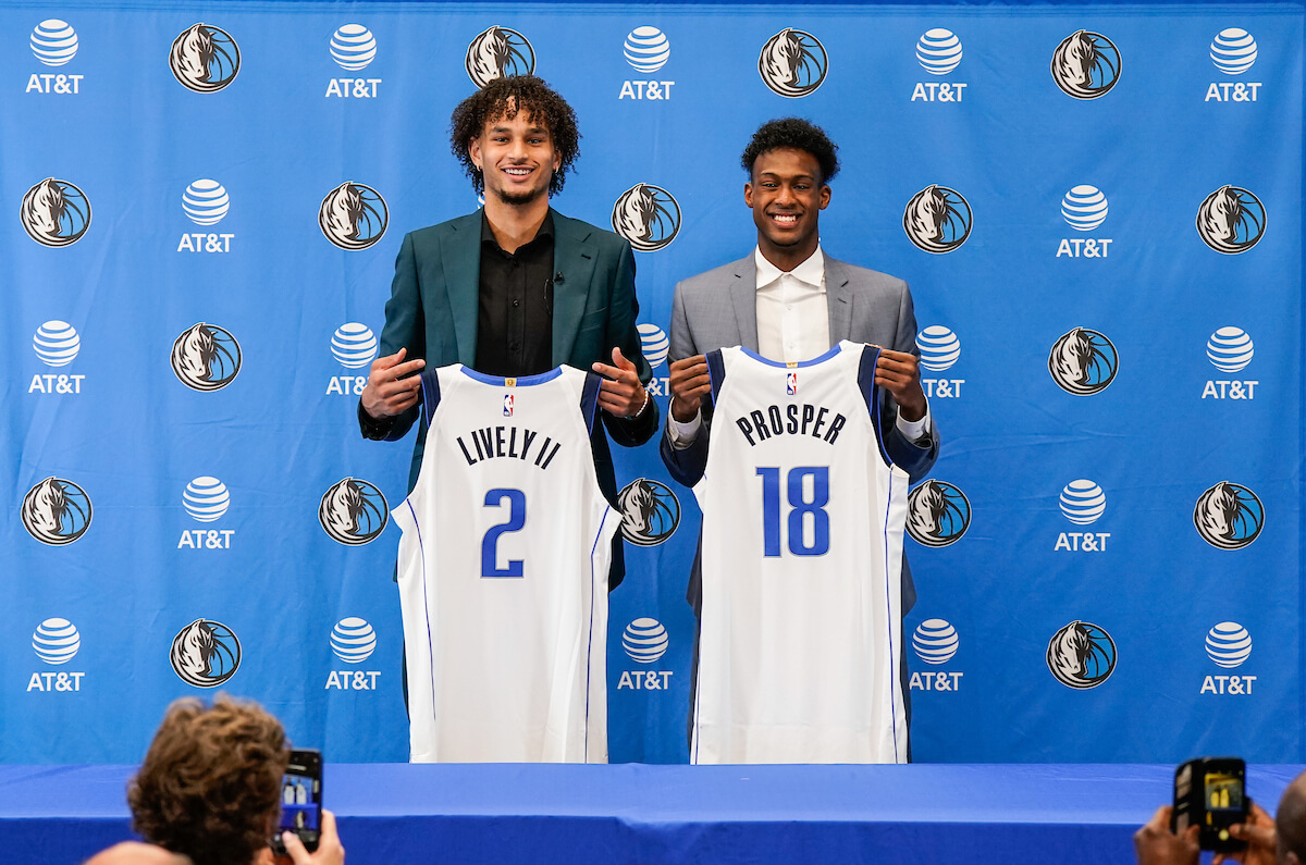 Lively, Prosper go through their first practice with Mavs - The ...