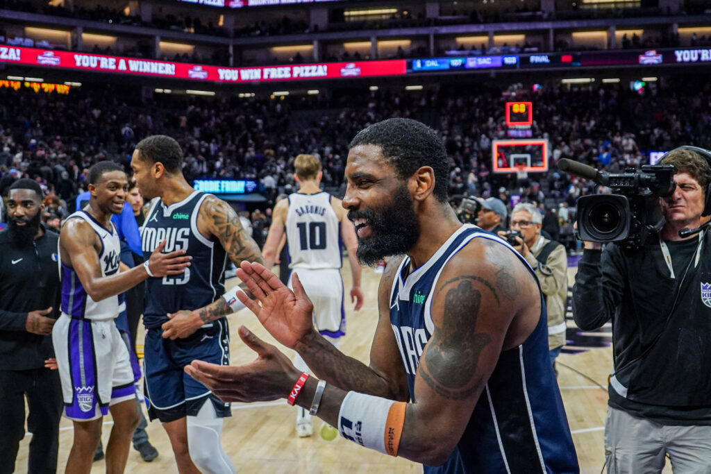 Streaking Mavs, Rockets have major battle in Space City The Official