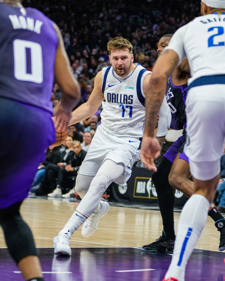 Mavericks dismantle Kings in first of two critical meetings The Official Home of the Dallas